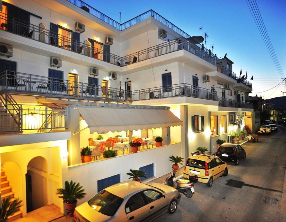 Pergola Hotel อายิโอสนิโกลาโอส ภายนอก รูปภาพ